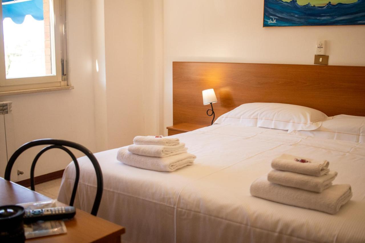 Hotel La Pace Paganico  Ngoại thất bức ảnh