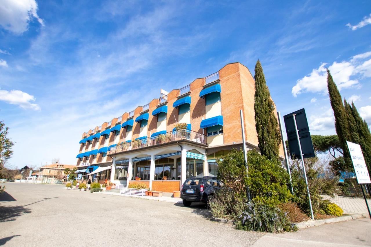 Hotel La Pace Paganico  Ngoại thất bức ảnh